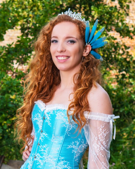 Blue silver handmade feather ear cuff angelwing serie handgemaakte veren oorhaak