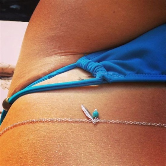 Body chain met zilverkleurige dunne ketting veertje buikketting