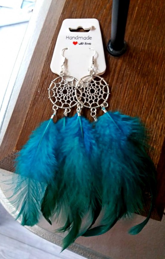 Boho hippie dreamcatcher oorbellen met zeegroene veren ibiza 2