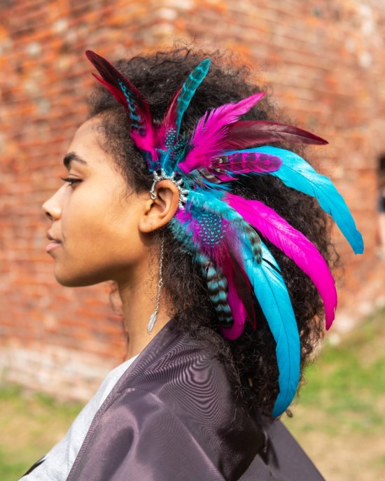 Luxe handgemaakte boho hippie oorhaak metveren type high on life martin garrix garrixers edm lovers edm feather earcuff