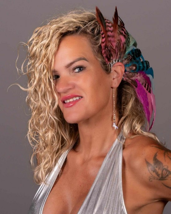 Luxe handgemaakte veren oorhaak mc unicorn handmade feather earcuff festival accessories ibiza style 2