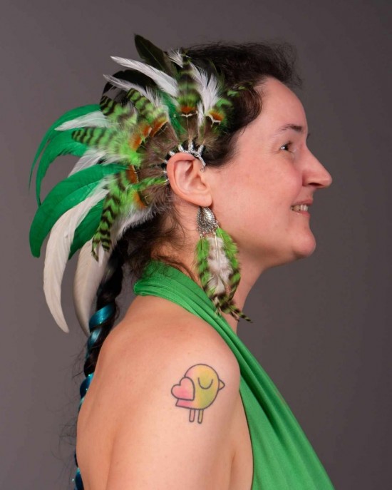 Luxe handgemaakte veren oorhaak mysterious firefly fairy elfje handmade feather earcuff festival accessories ibiza style