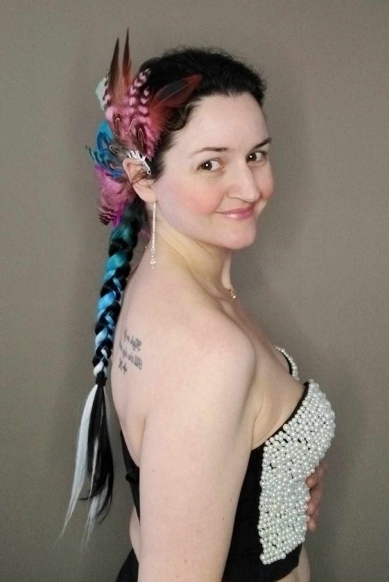 Mc unicorn handmade feather earcuff festival accessories ayshas feathers handgemaakte festival accessoires veren oorhaak 2