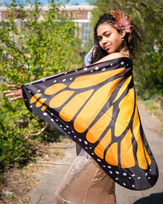 Prachtigfestivaldoekmet oranje vlinder vleugels opdruk butterfly wings